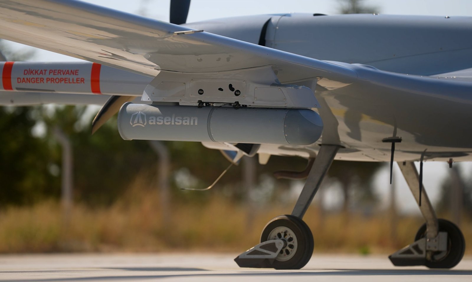 ASELSAN'ın Bayraktar TB2'ye entegre edilen FULMAR 200 sentetik açıklıklı radar podu