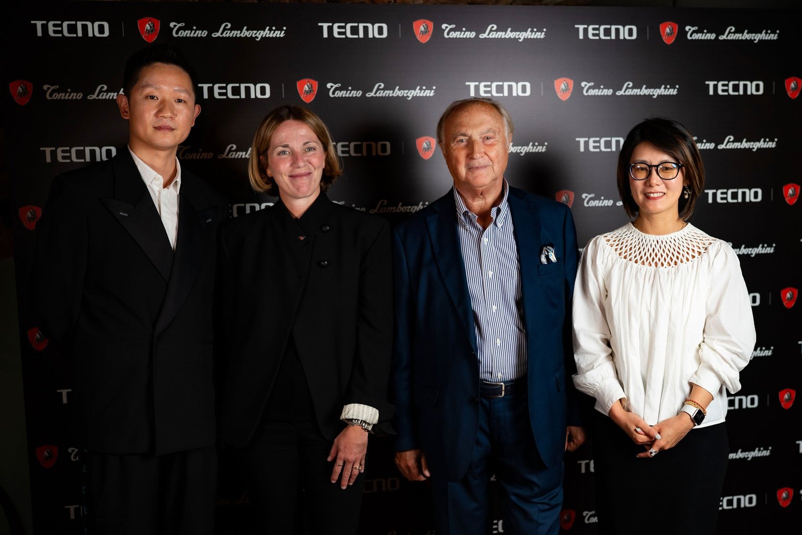TECNO POVA 8 Pro 5G Tonino Lamborghini Limited Edition telefonun arka paneli