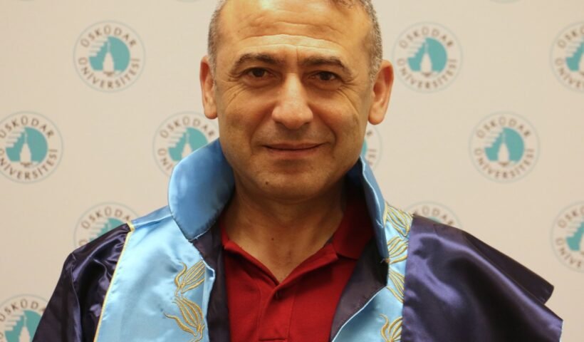 Siber Güvenlik Uzmanı Dr. Ahmet Şenol'un portre fotoğrafı
