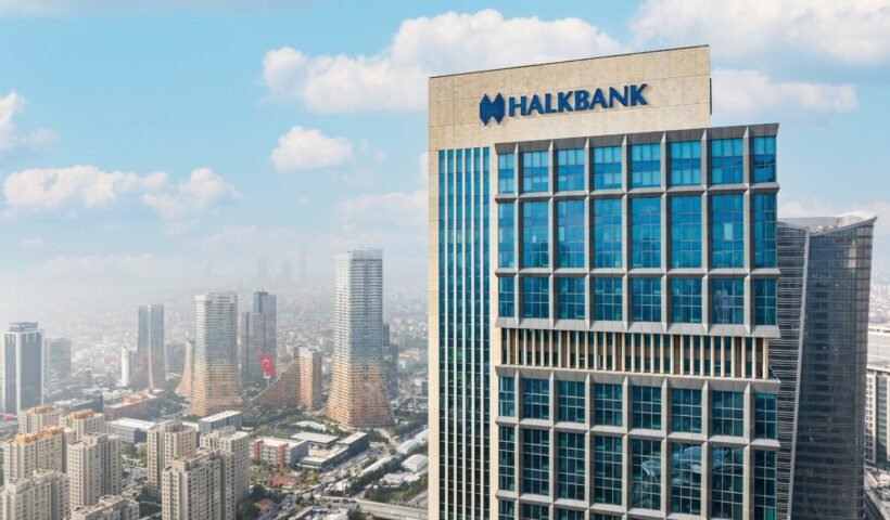 Halkbank'ın Karaman'da kuracağı depolamalı güneş enerjisi santraline ait görsel
