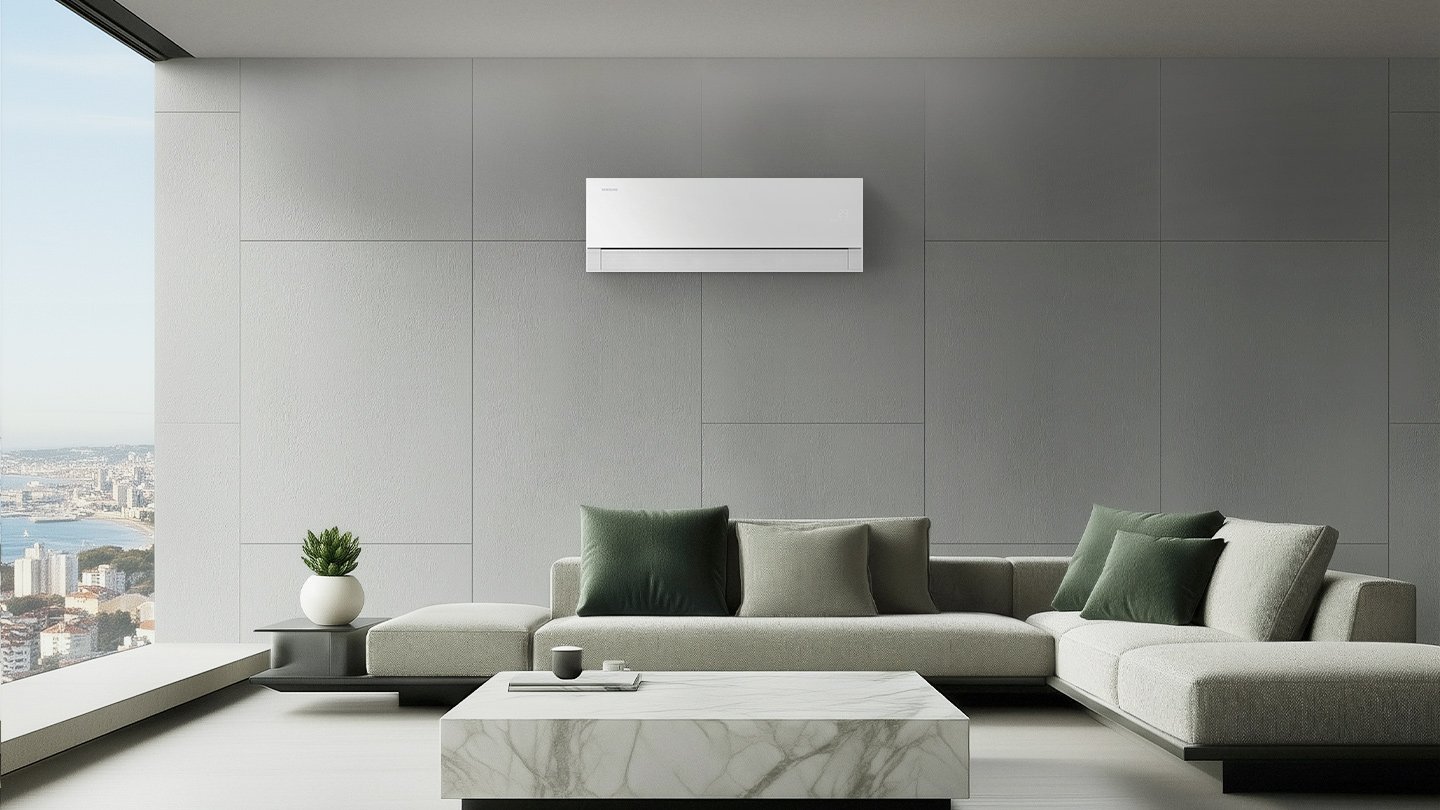 Samsung Bespoke AI WindFree duvar tipi split klimanın oturma odasına monte edilmiş hali